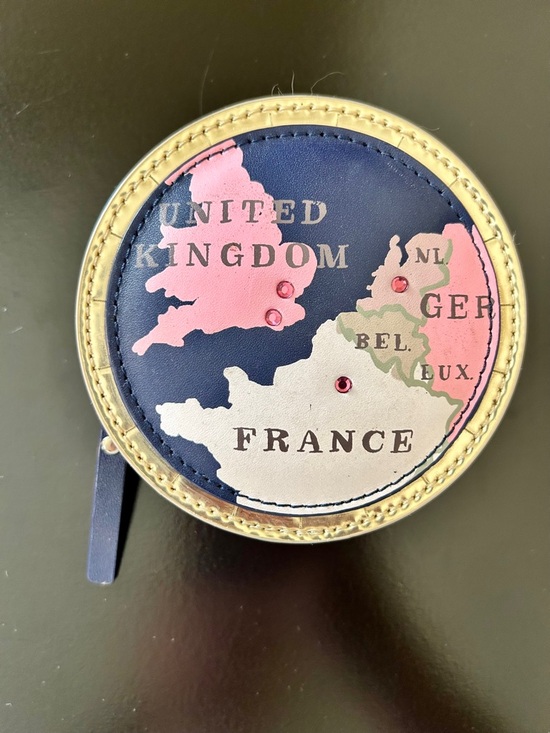 kate spade Handbags - Kate Spade Expand Your Horizons around Coin Purse